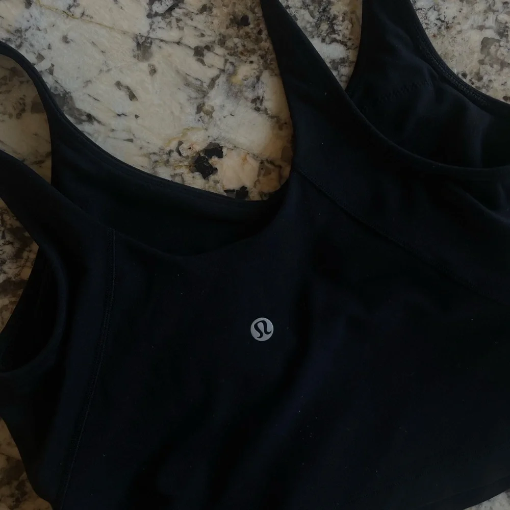 Lululemon Top - Picture 4 of 5